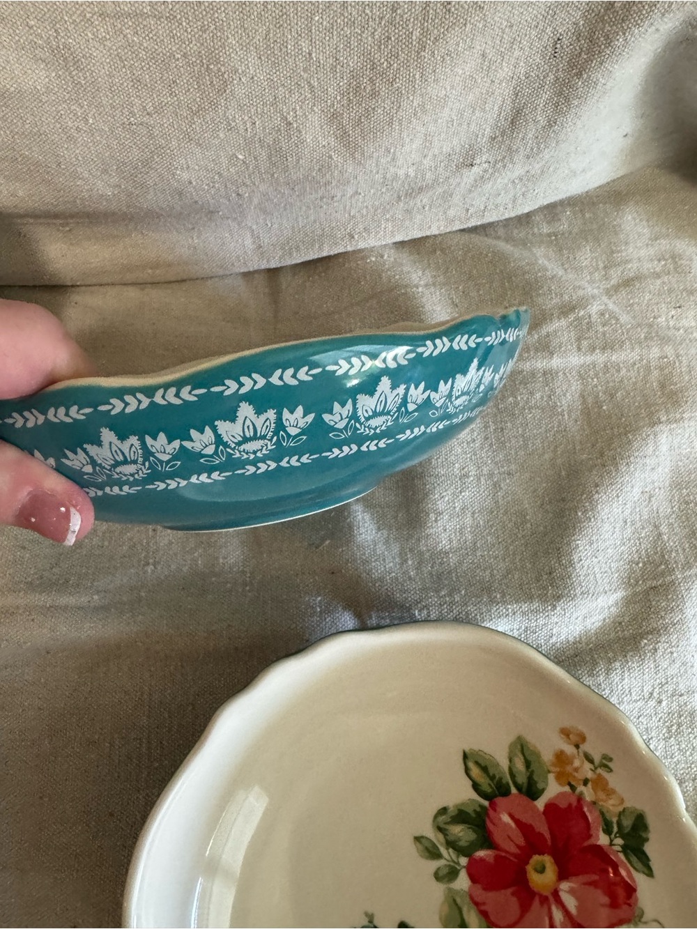 The Pioneer Woman Vintage Floral 5-Piece Pasta Bowl Set - Picture 3 of 9